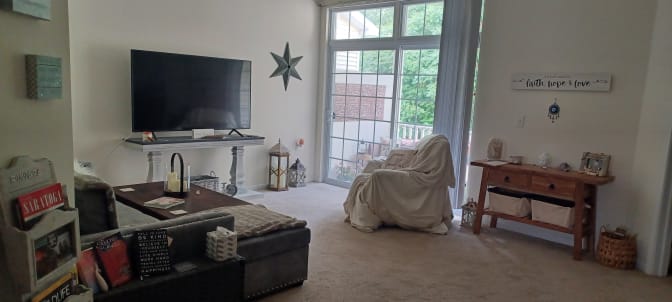 Jeanine's room