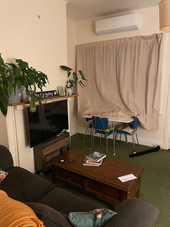 Ella's room