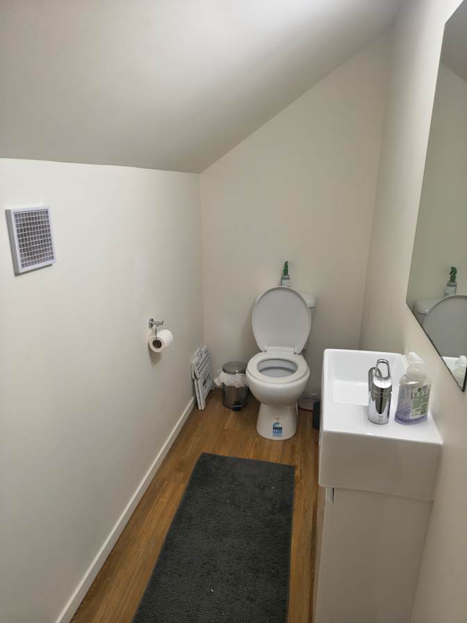 Jodi's room