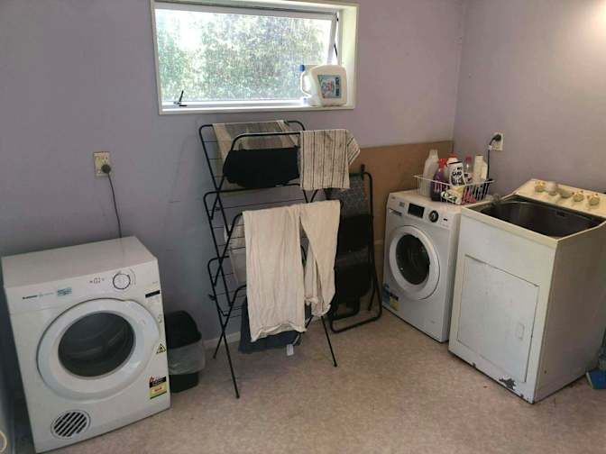 Scarlett's room