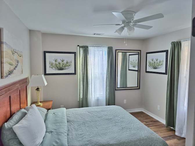 Grandbay RE Holdings's room