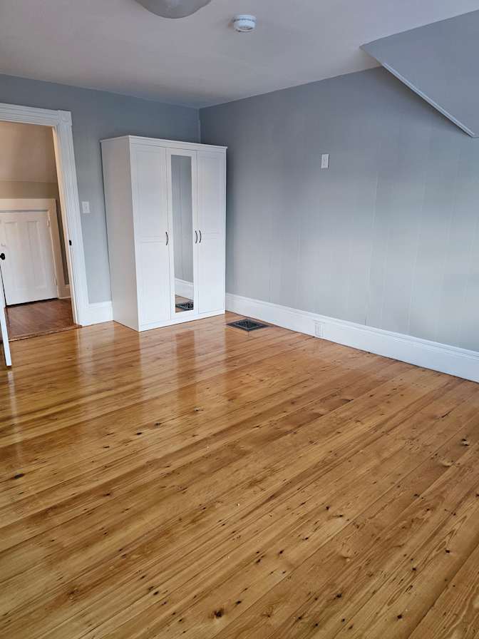Emilia's room