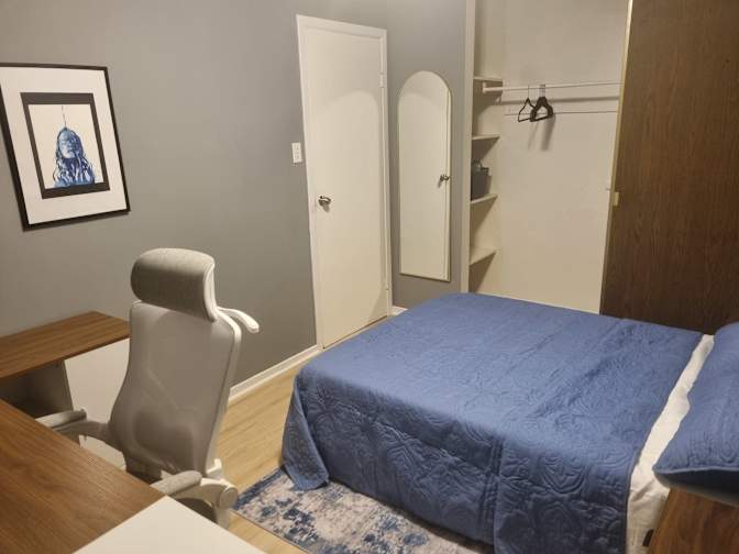 Santos's room