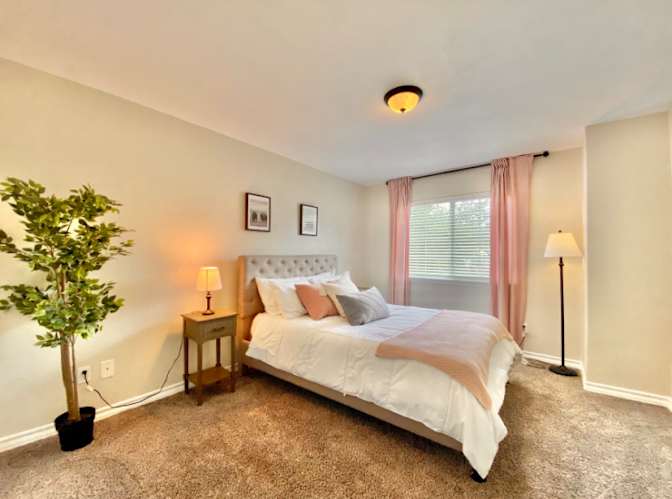 Catalina's room