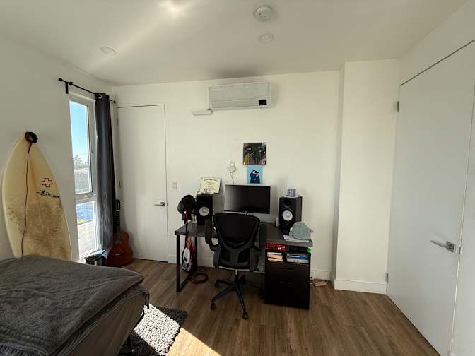 Juan's room