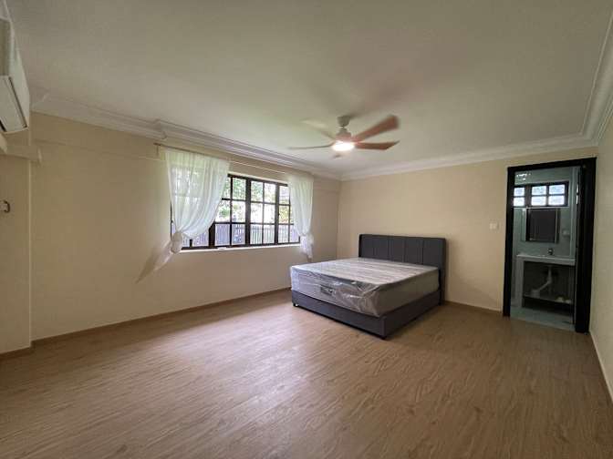 Carmen Low's room