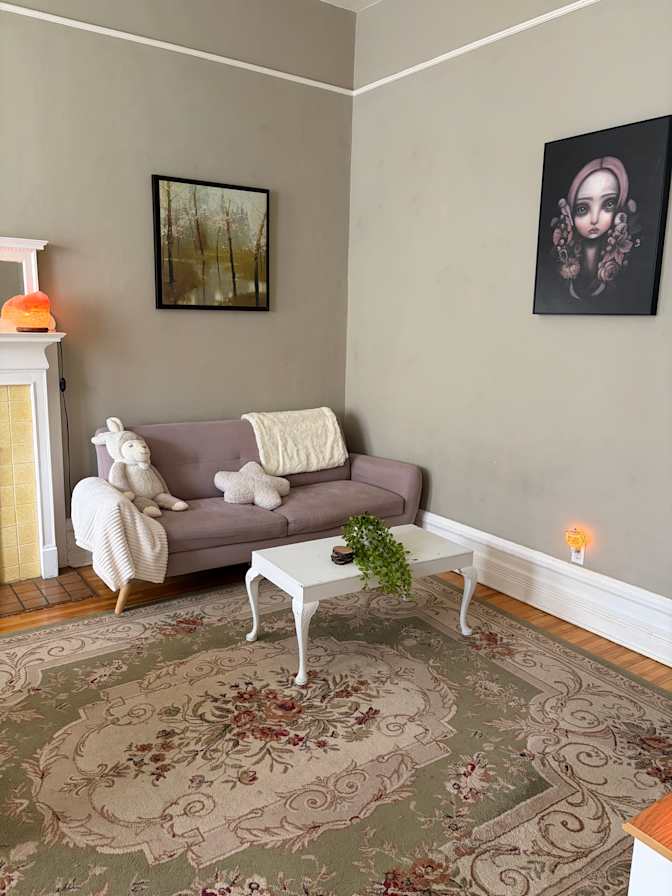 Samantha's room