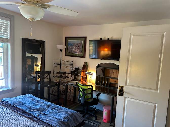 Gary's room
