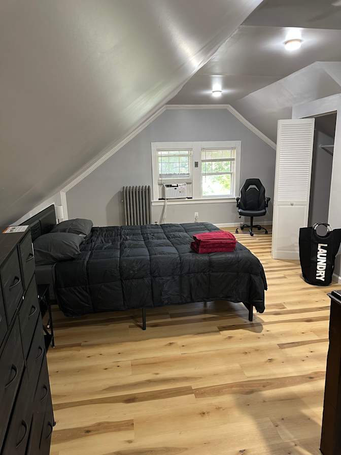 Ron's room