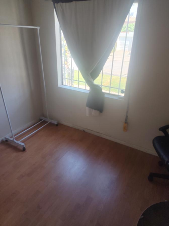 Pierreharris's room