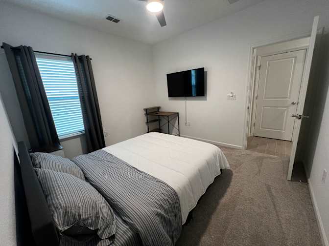 Kristofer's room