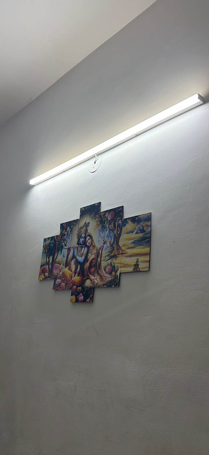 Vamika rajput's room