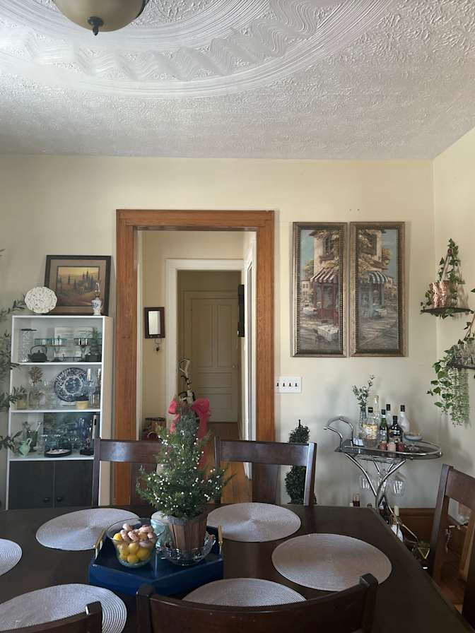 Victoria's room