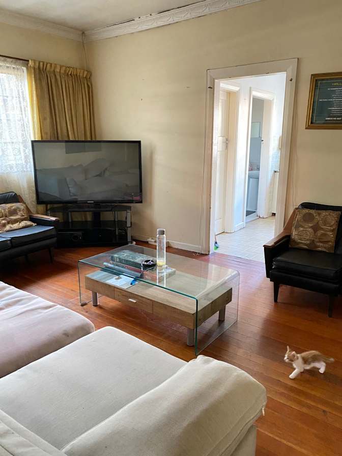 Ronard's room