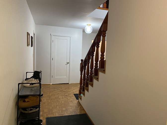 Ken's room