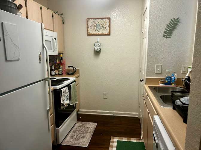 Alysa's room
