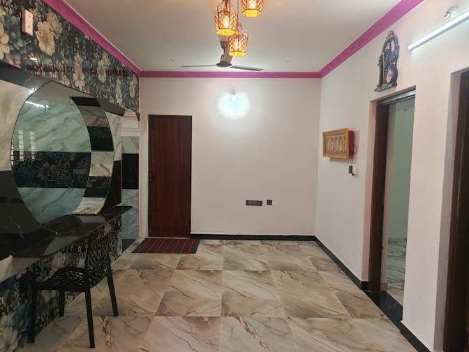 TARAKARAMA's room
