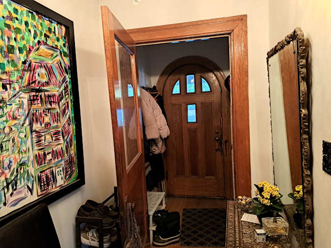 Winston Tannis's room