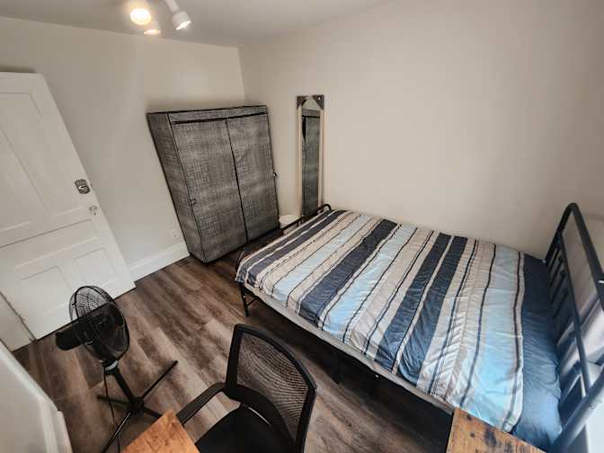 Sami's room