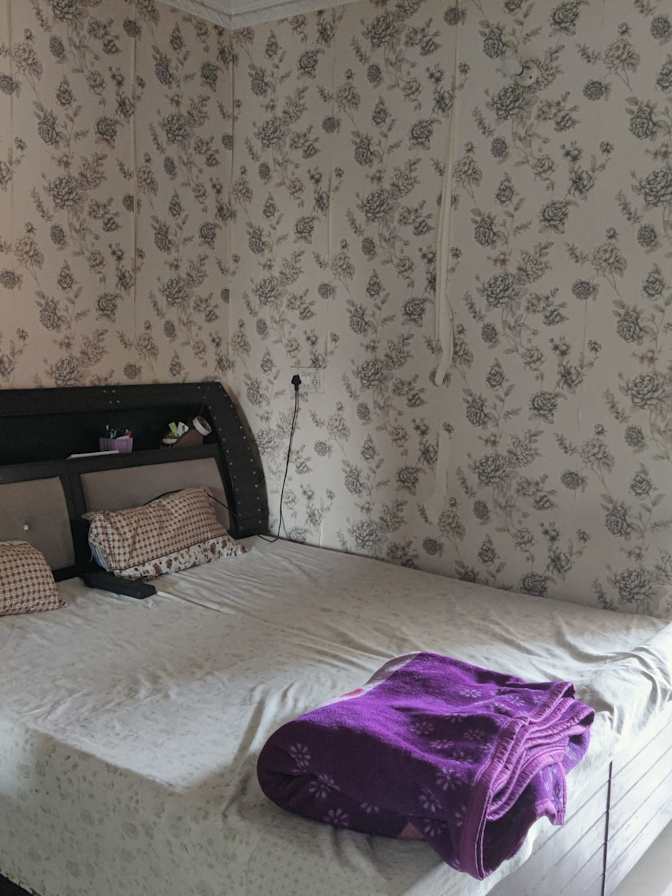 Pragya's room