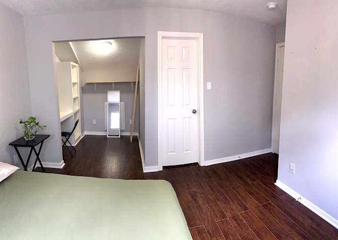 Carlos + Rahkel's room
