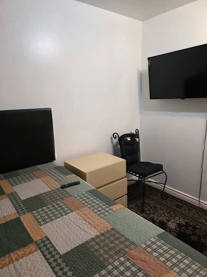 Carla's room