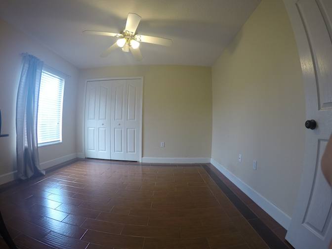 Fernando's room