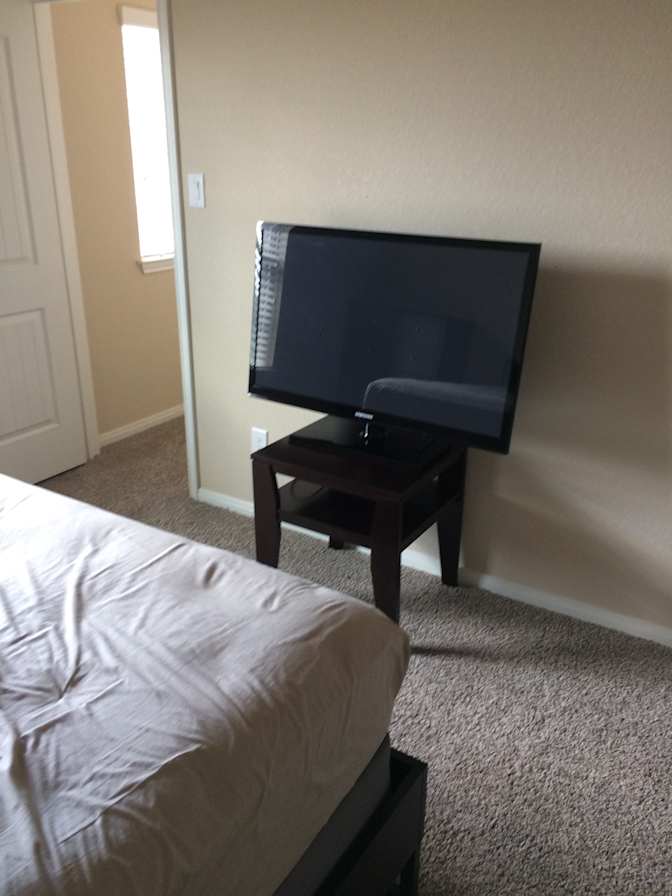 Lester's room