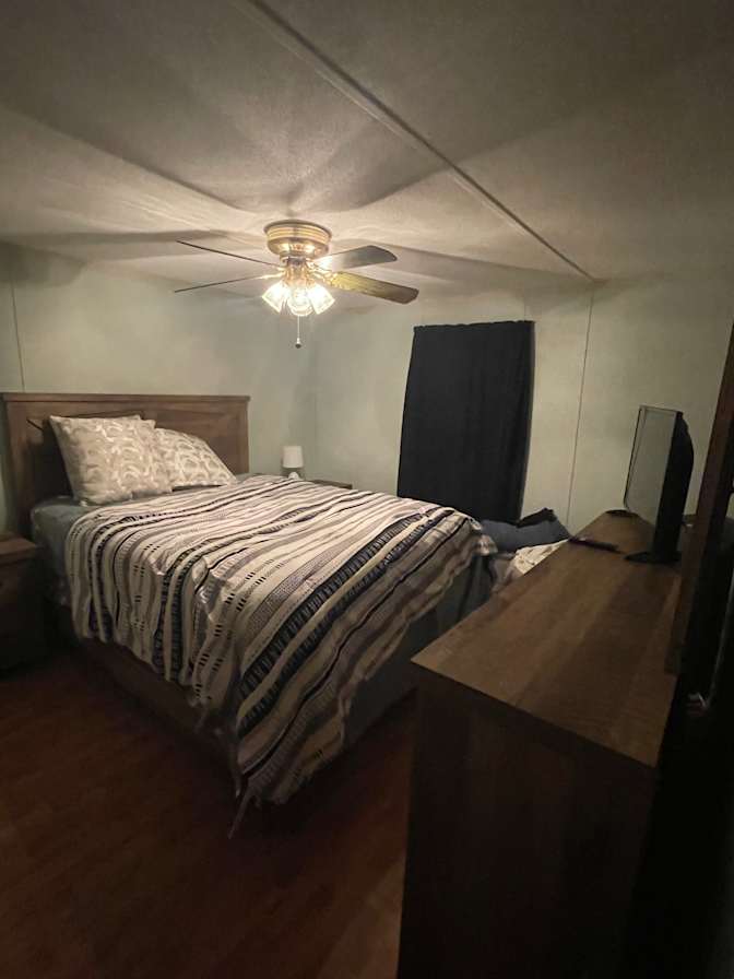 Tara's room