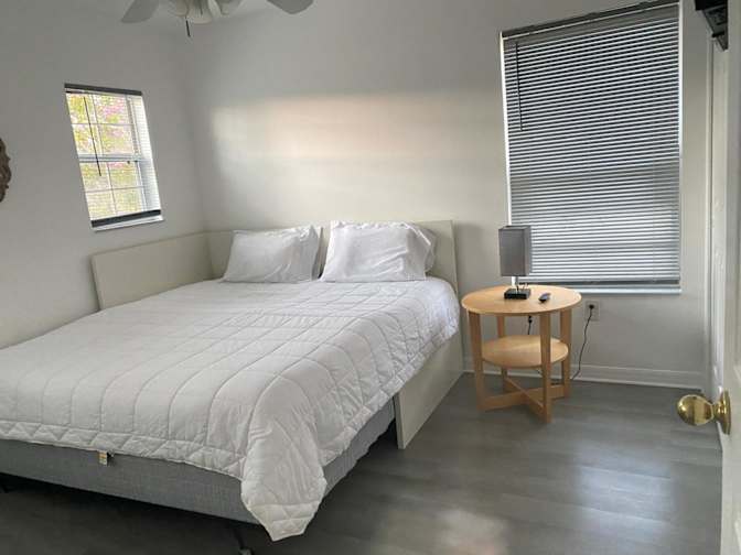 Laura Mateus's room