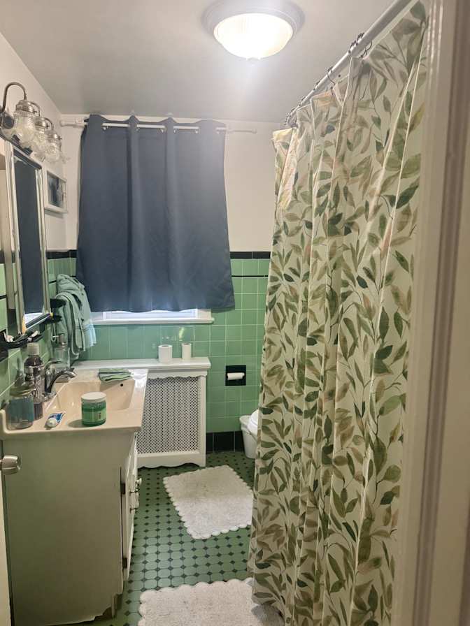 Antonio Bedoya's room