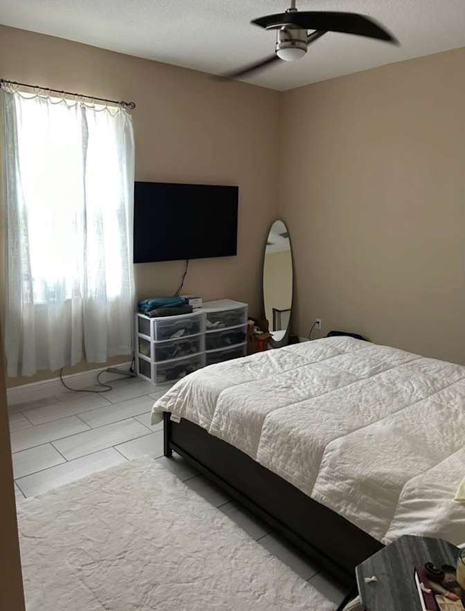 Jamila Romeo's room