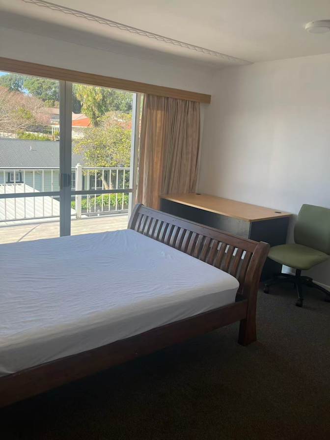 paul's room