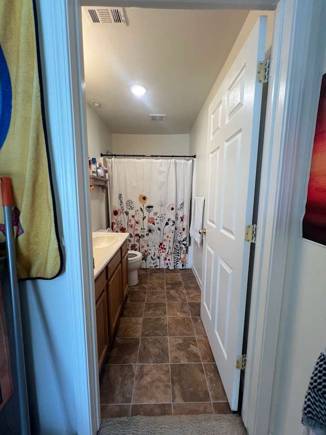 Izabella's room