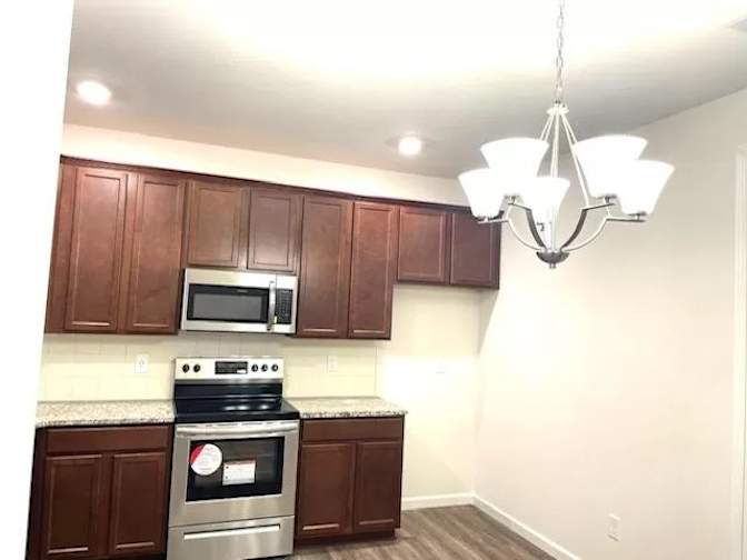 Alcove Rooms's room