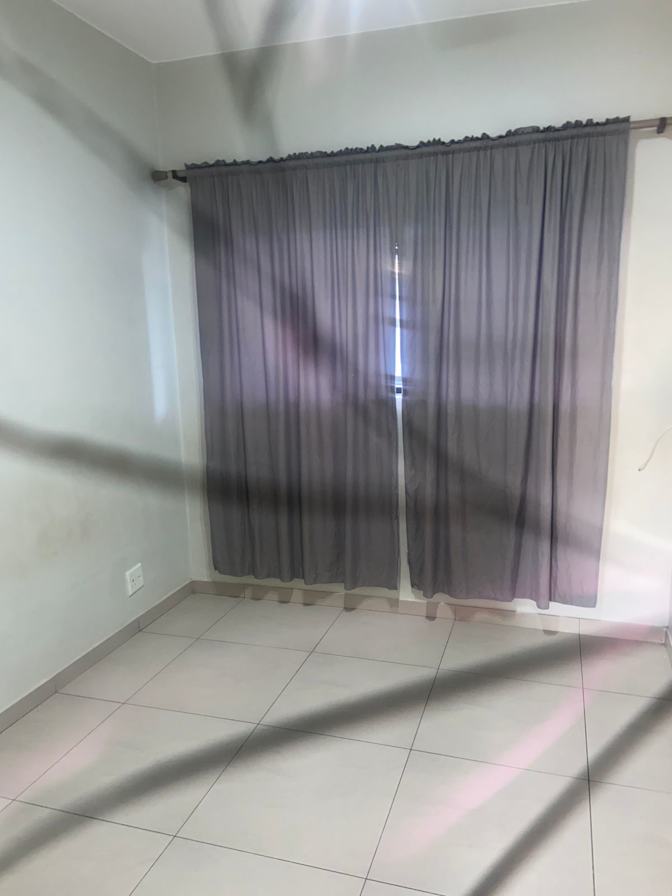 Alexo's room
