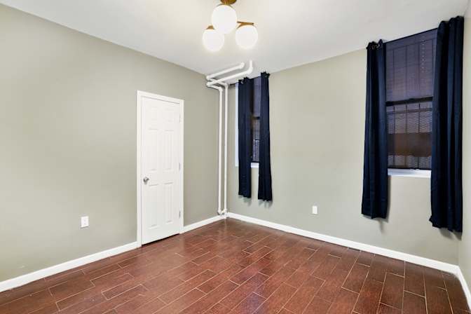 Sam June's room