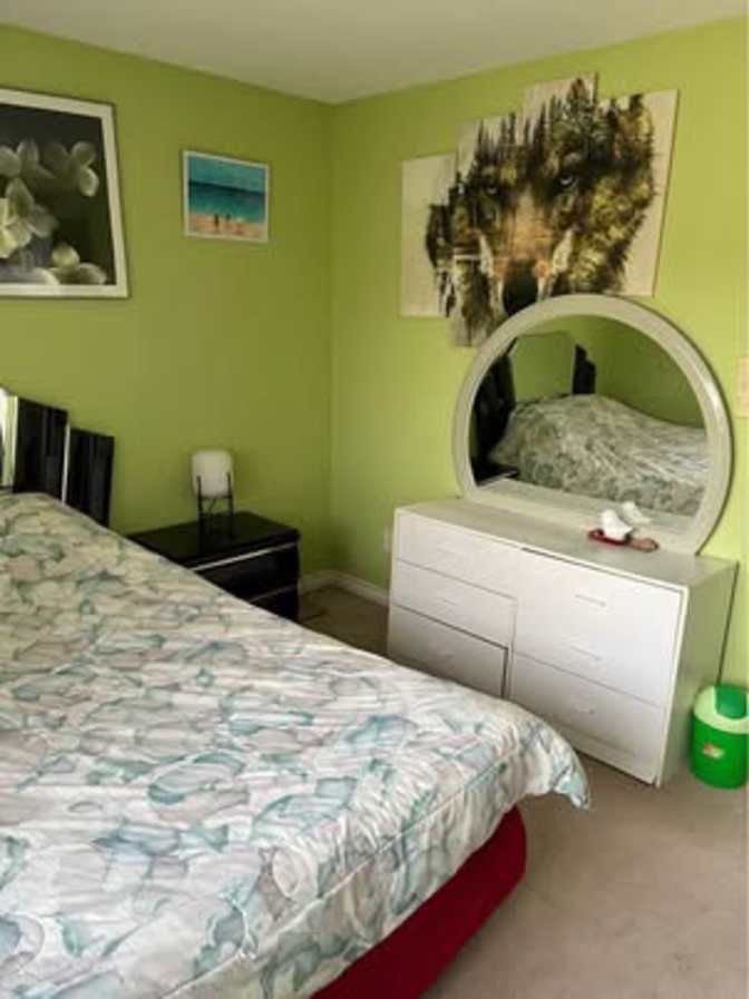 Sharlin's room