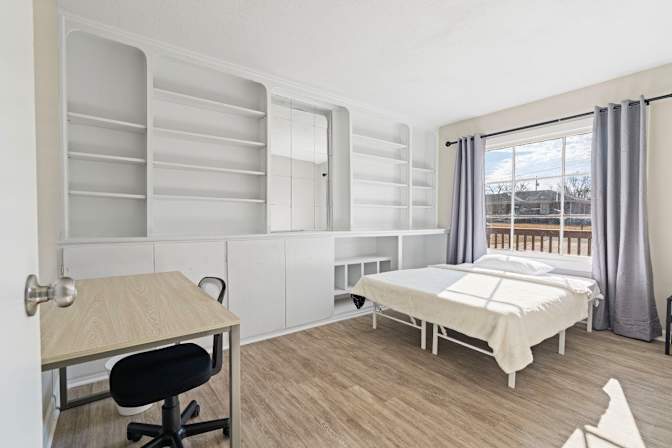 Dennis's room