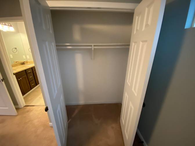 Alcove Rooms's room
