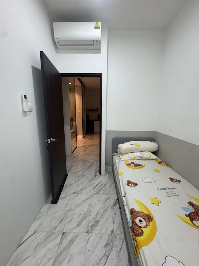 Fi's room