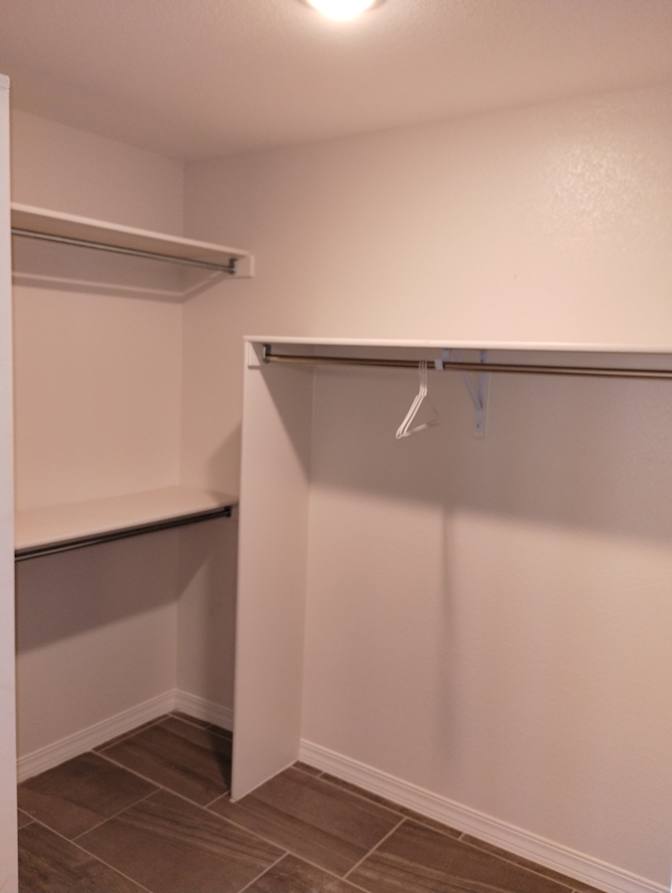 Alonso's room
