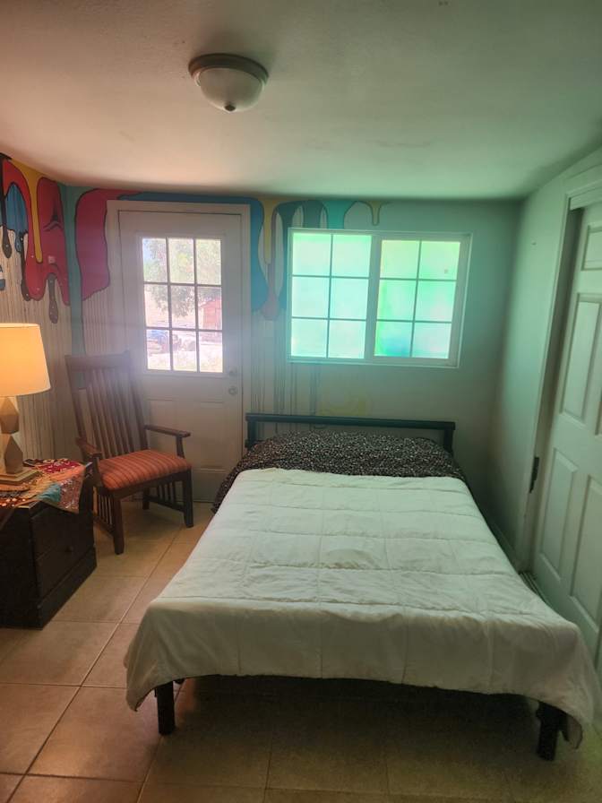 Clemen's room
