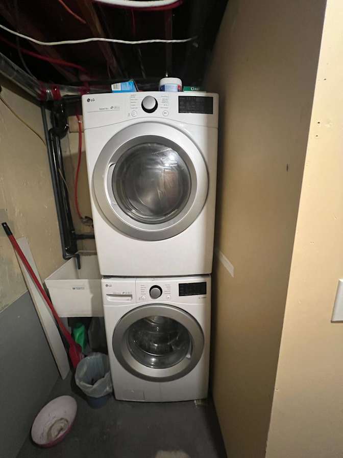 yogesh shekhawat's room