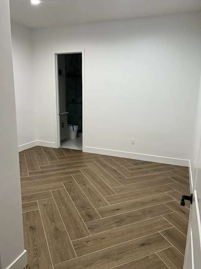 mike runnels's room