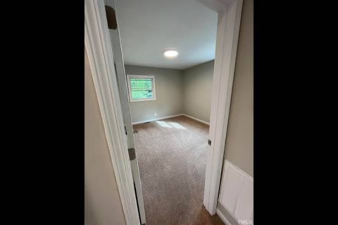 Alcove Rooms's room