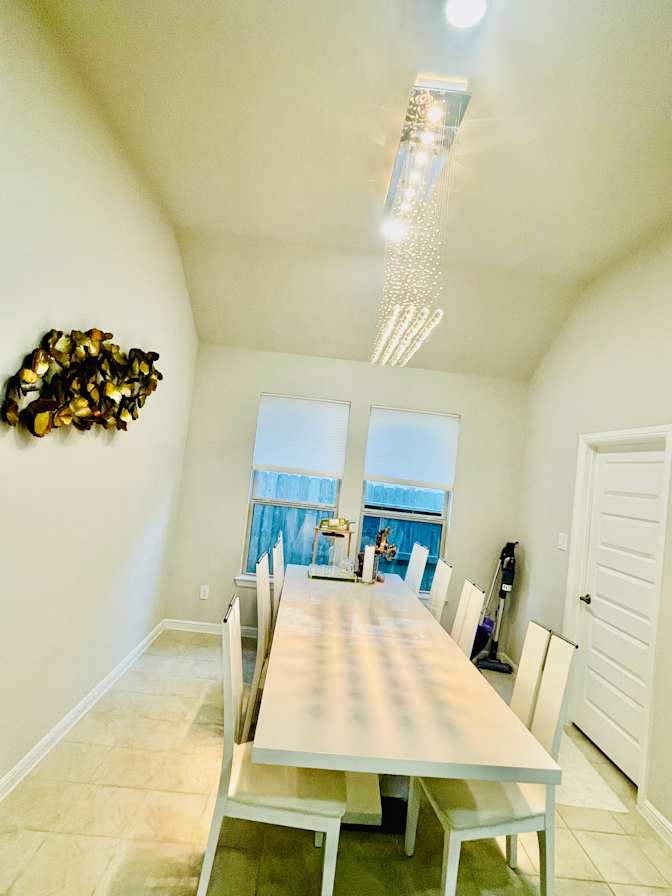 Hannah Nguyen's room