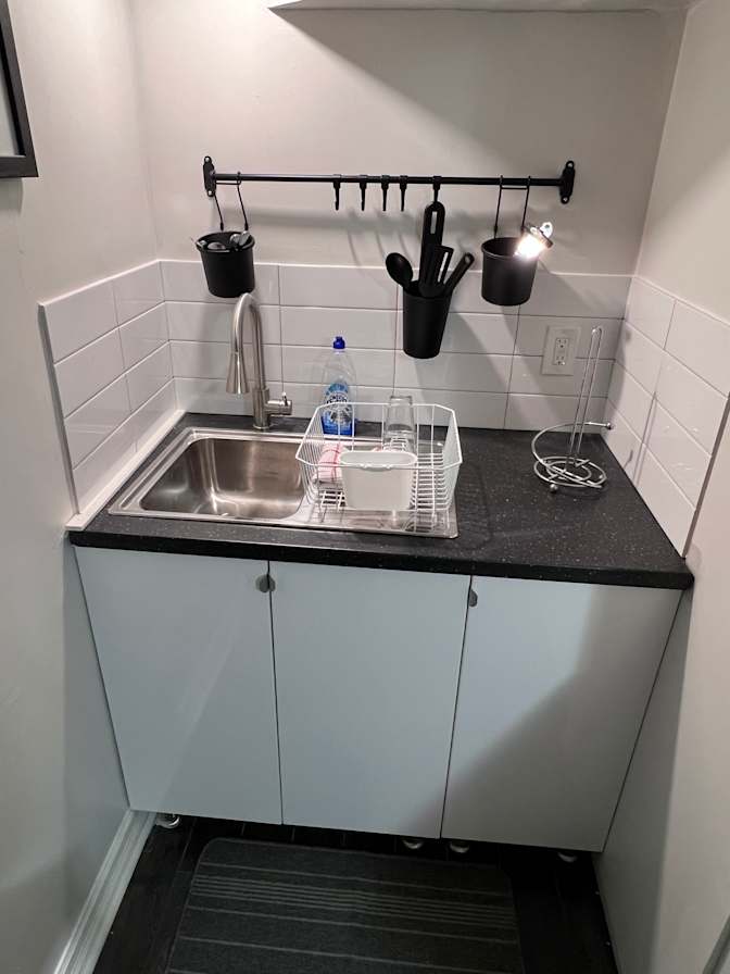 Nick Sarkovski's room