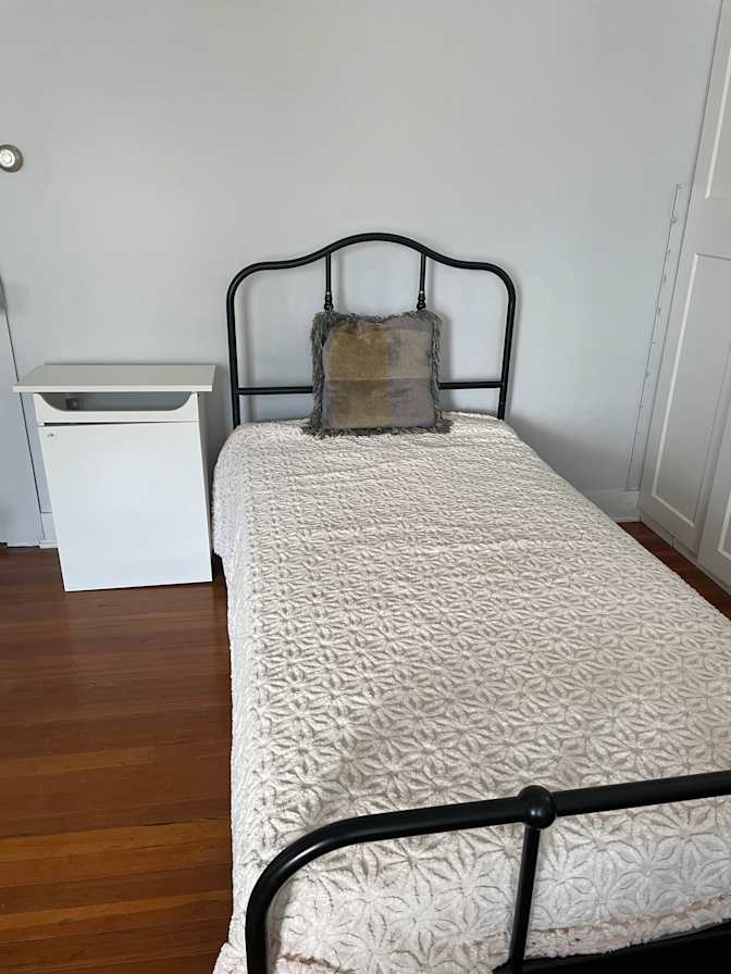 Agi's room