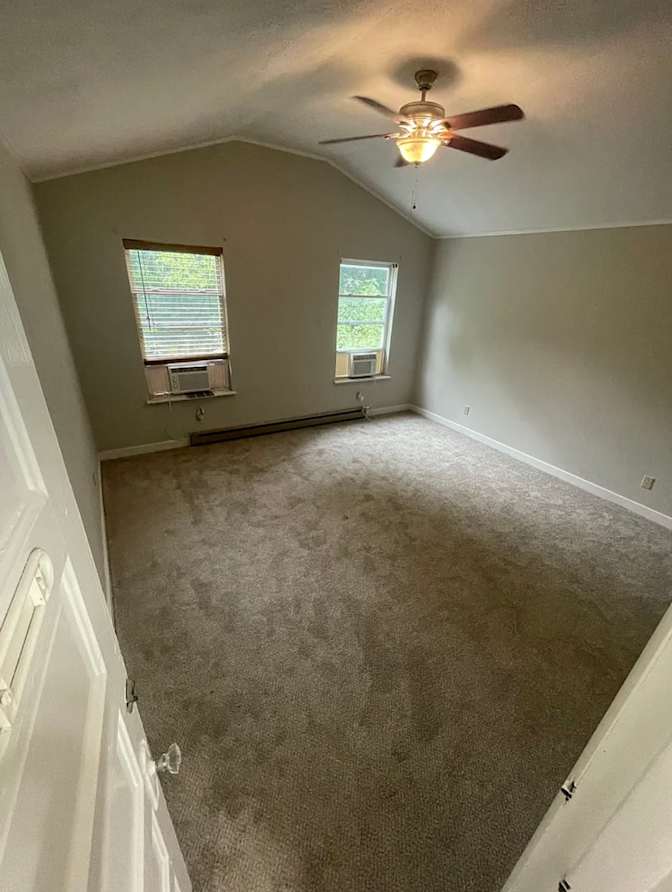 Nenetl's room